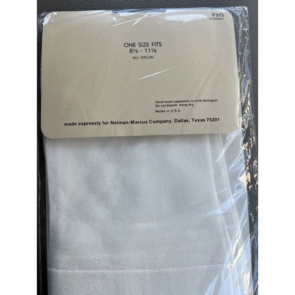 Vtg Neiman Marcus Pantyhose Sheer Style 461 One Size White New — image 4 of 5